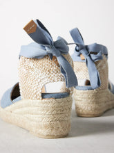 Load image into Gallery viewer, Carina 30 canvas &amp; jute espadrille wedges - Blue/Citadel
